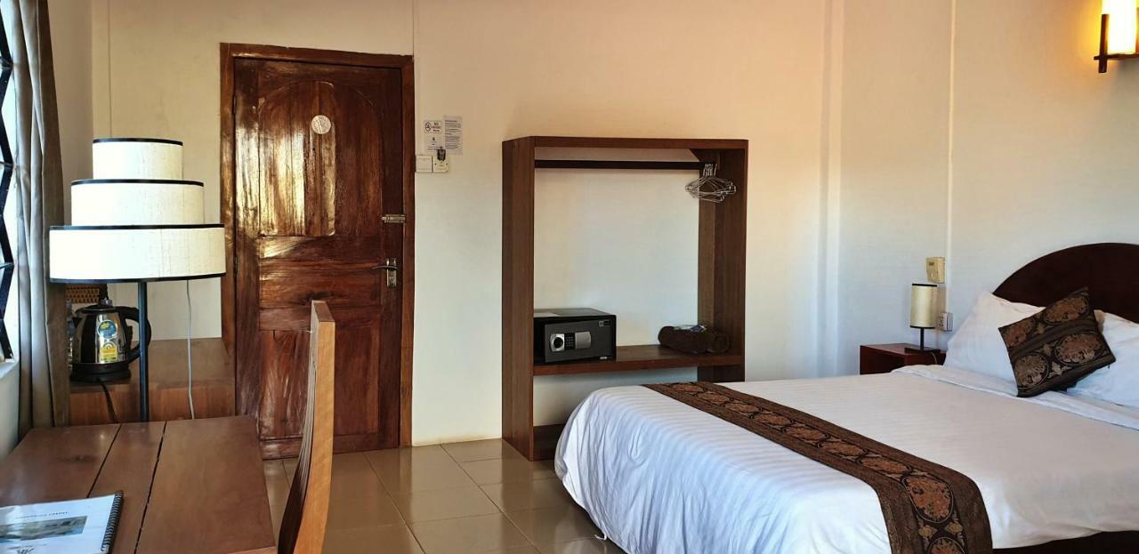 Hotel Kool Kampot Extérieur photo