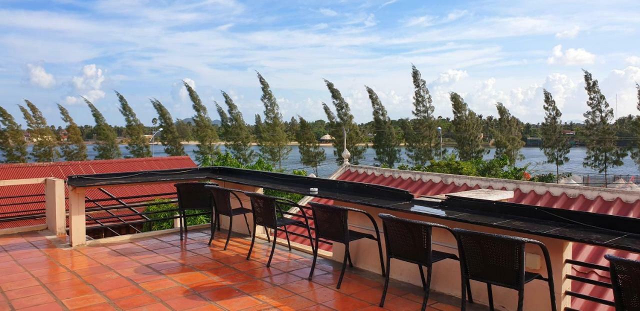 Hotel Kool Kampot Extérieur photo